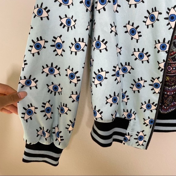 Alice + Olivia Lonnie Reversible Printed Baby Blue Eye Bomber Jacket XS - Picture 7 of 9